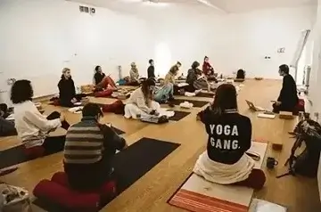 yoga-BRUSSELS